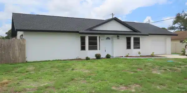 807 NECTAR ROAD