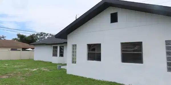 Image 4 Image 4