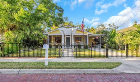 116 READ STREET