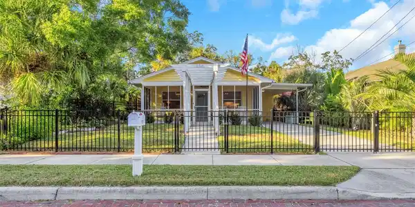 116 READ STREET