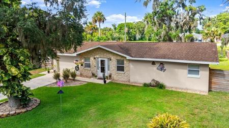 2114 LIME TREE DRIVE