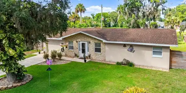 2114 LIME TREE DRIVE