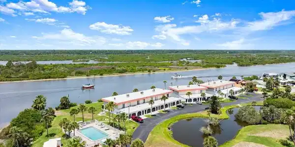 13 N OCEAN PALM VILLA