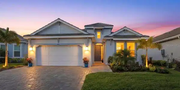 5018 CASERTA COURT