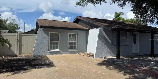 10205 BELLHURST COURT
