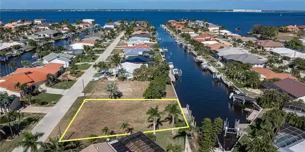 80 OCEAN DRIVE