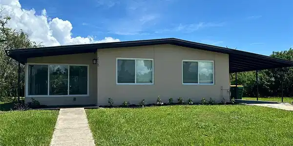 2708 STARLITE LANE