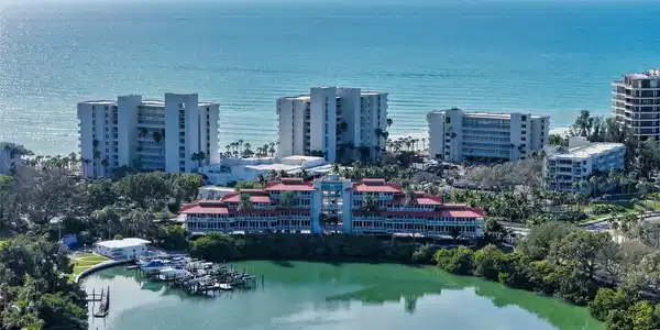 225 SANDS POINT ROAD
