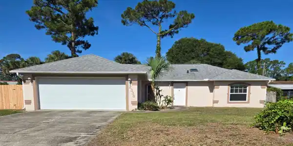 2338 FERN PALM DRIVE