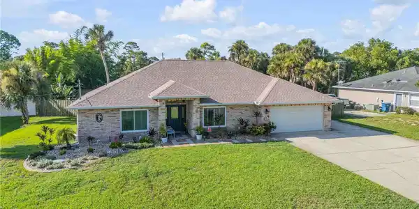 114 FLAMINGO ROAD