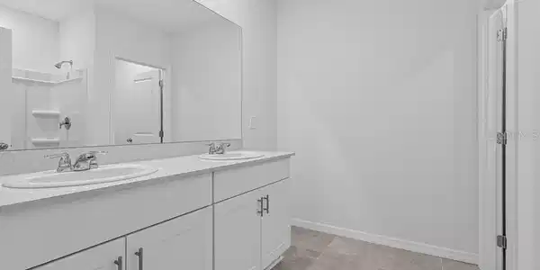Image 4 Image 4