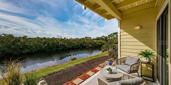 455 PALM HARBOR BOULEVARD S