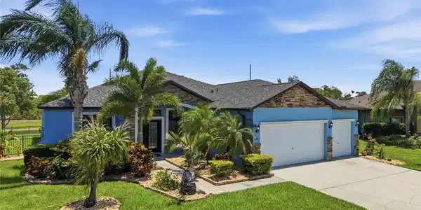 326 STAR SHELL DRIVE