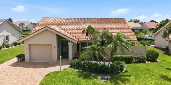 140 INLETS BOULEVARD