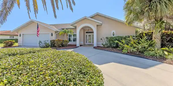 1064 SORRENTO WOODS BOULEVARD