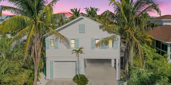 612 FERN STREET