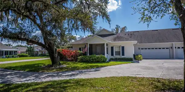 1474 RED OAK LANE