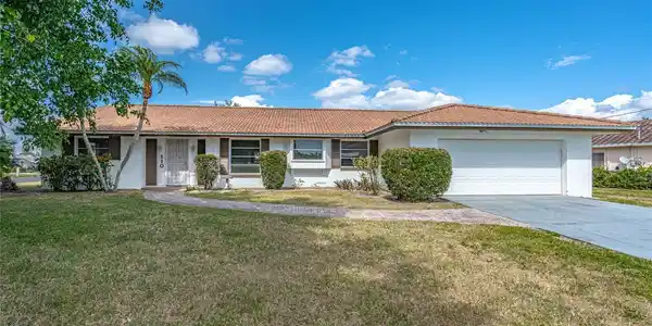 110 BEDFORD DRIVE NE