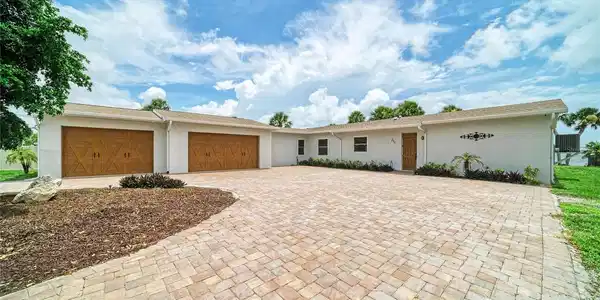 211 BAHIA VISTA DRIVE