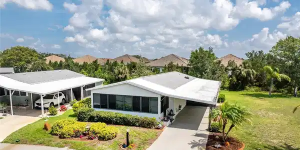 867 CASCADE COURT