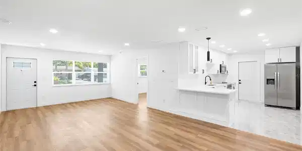 Image 4 Image 4