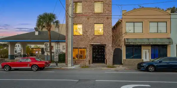 307 S PALMETTO AVENUE