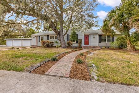 102 28TH STREET W
