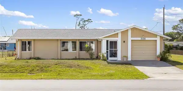 558 AZALEA DRIVE