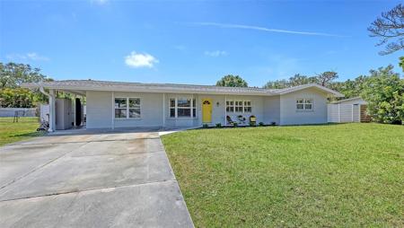 2220 PALM TERRACE