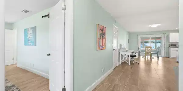Image 4 Image 4