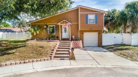 1106 GOSHEN ROAD