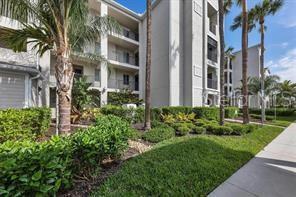 1030 TIDEWATER SHORES LOOP