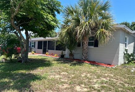 4785 KEY LARGO DRIVE W