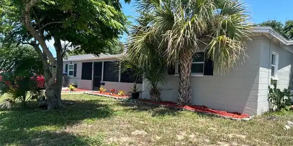 4785 KEY LARGO DRIVE W