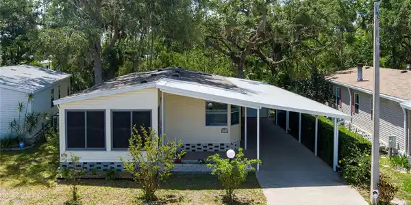 8205 NANCY LANE