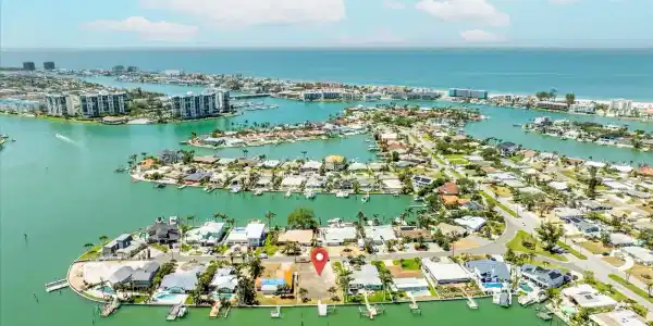 10 ISLAND DRIVE