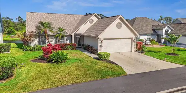 410 BLUE SPRINGS COURT