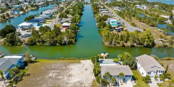 4041 AMBERJACK DRIVE