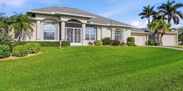 8050 TRACY CIRCLE