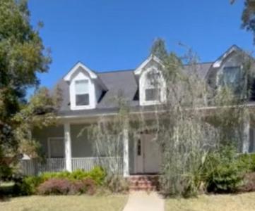 2310 OXFORD DRIVE