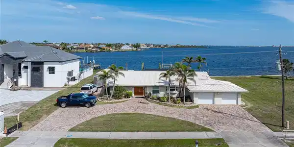 4450 HARBOR BOULEVARD