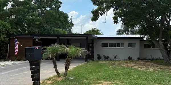 2690 SMOKEY LANE