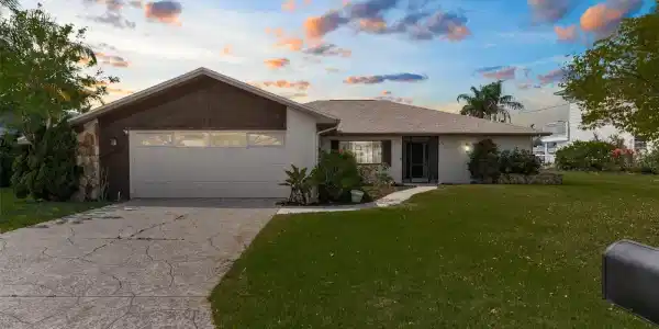 4533 GULFSTREAM DRIVE