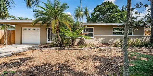 13865 BERMUDA DRIVE