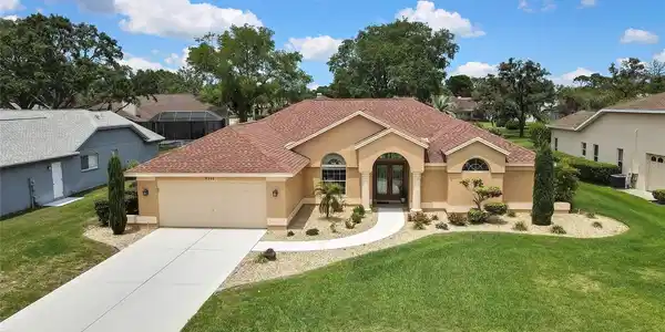 9346 SOUTHERN BELLE DRIVE