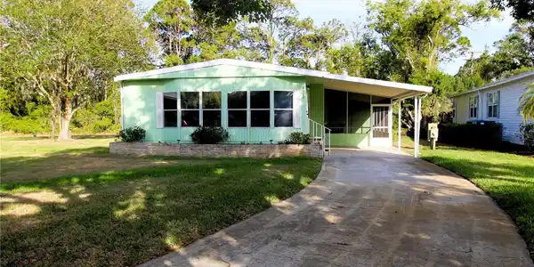 151 APACHE COURT