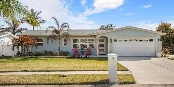 1395 HANNAH DRIVE