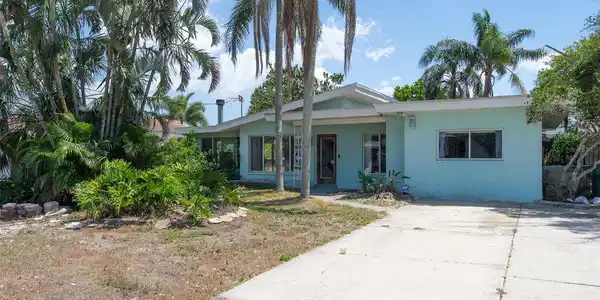 300 WESTWINDS DRIVE