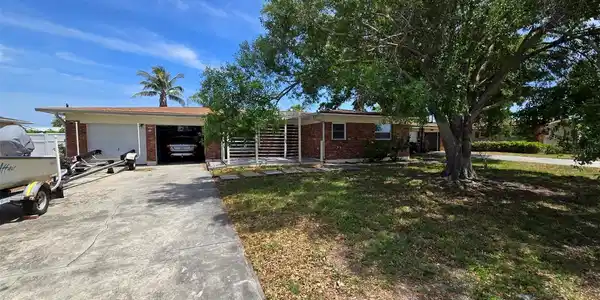 3925 W EDEN ROC CIRCLE