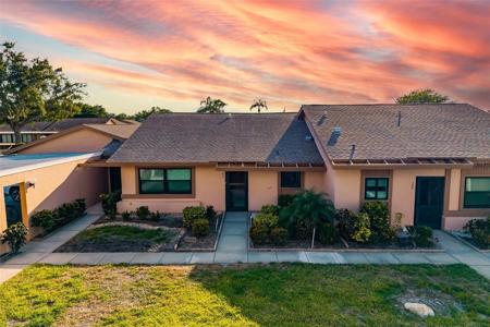 2812 HERITAGE LANE